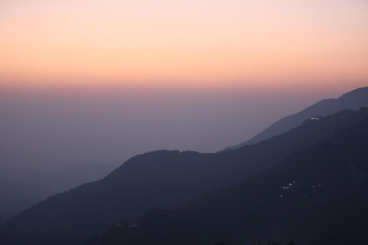 Shining Hills Hotel Mussoorie Exterior foto